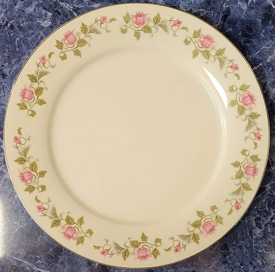 Corona Dinner Plate by Empress (Japan)-1