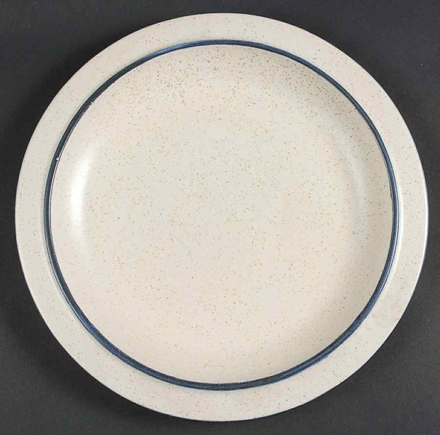 American Quilt 13" Chop Plate (Round Platter) by Fabrik-1