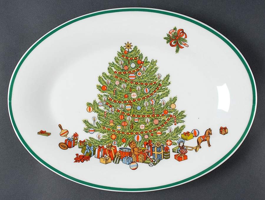 Yuletide 14" Oval Serving Platter by Fairfield-1
