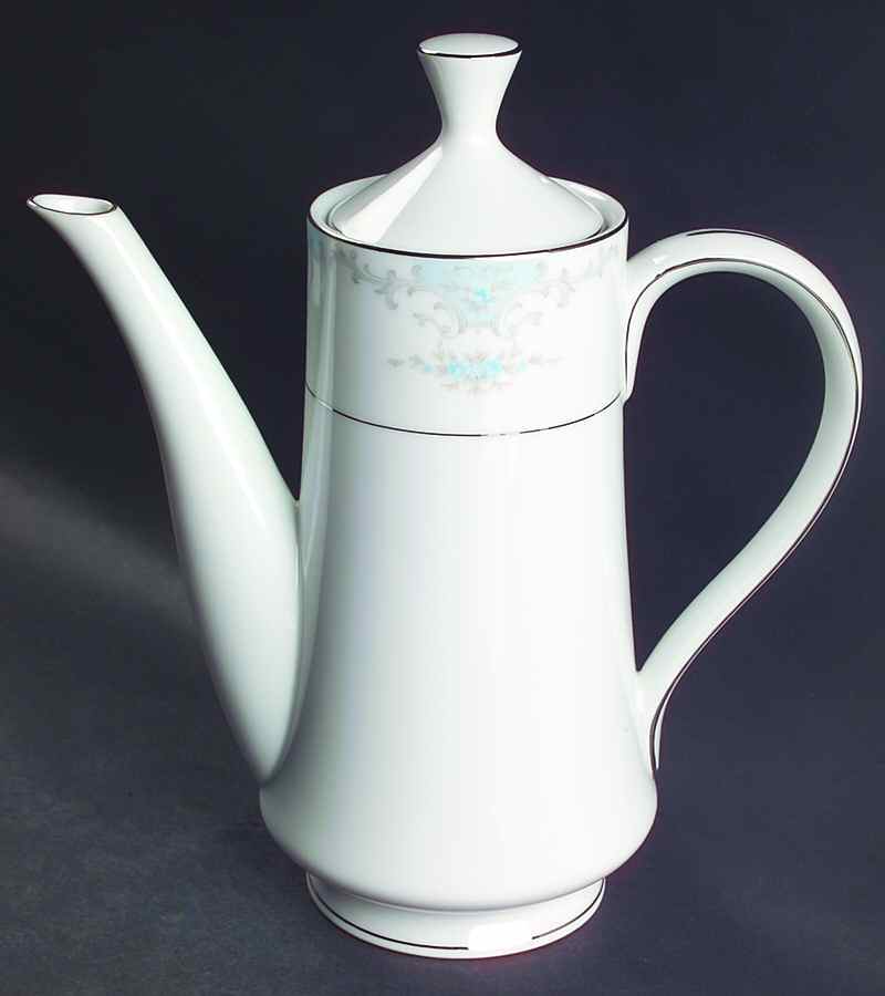 Heirloom Coffee Pot & Lid by Fashion Royale-1