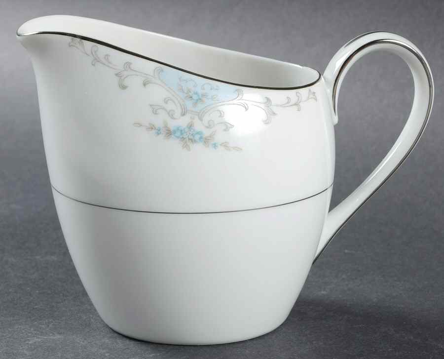 Heirloom Creamer by Fashion Royale-1