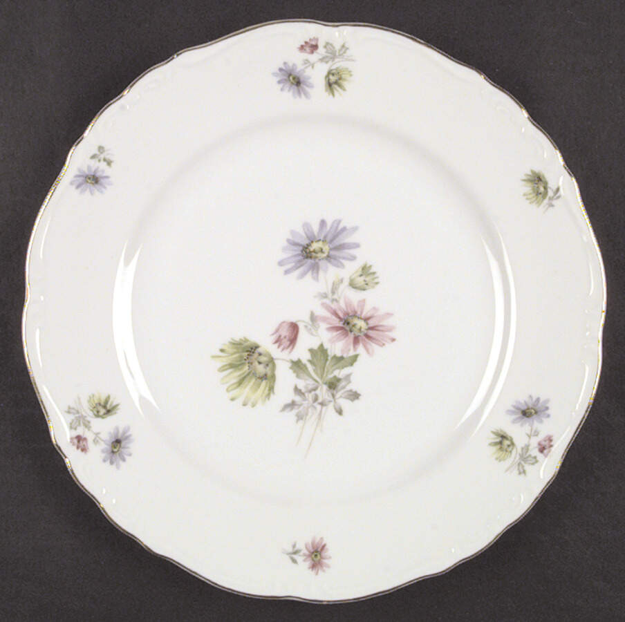 Daisy Dinner Plate by Fine China of Japan-1