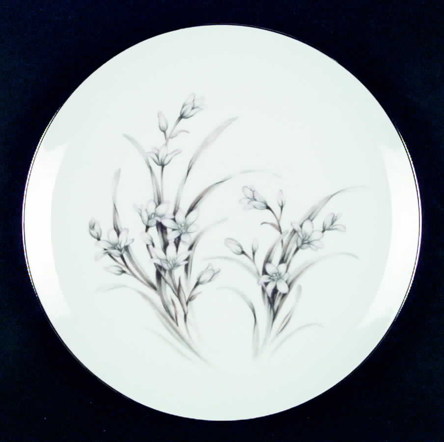 Eleanor Dinner Plate by Fine China of Japan-1