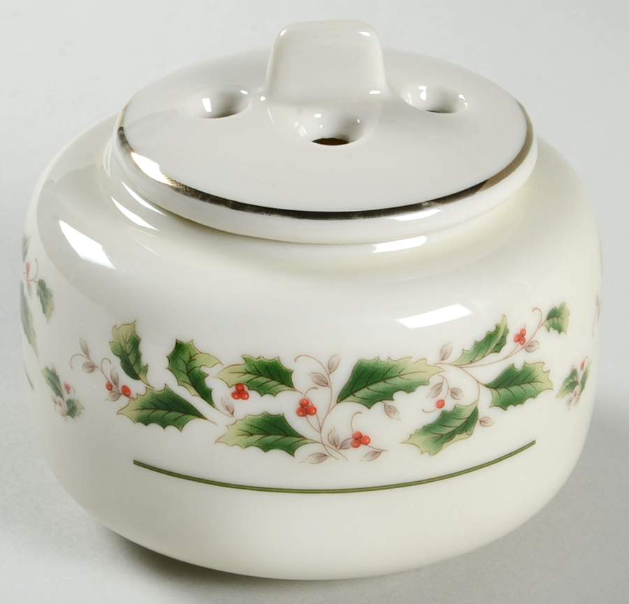 FCJ5 Potpourri Simmerer & Lid by Fine China of Japan-1