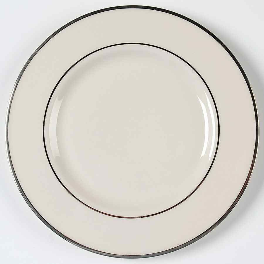 Classic Dignity Platinum Bread & Butter Plate by Fine Arts-1