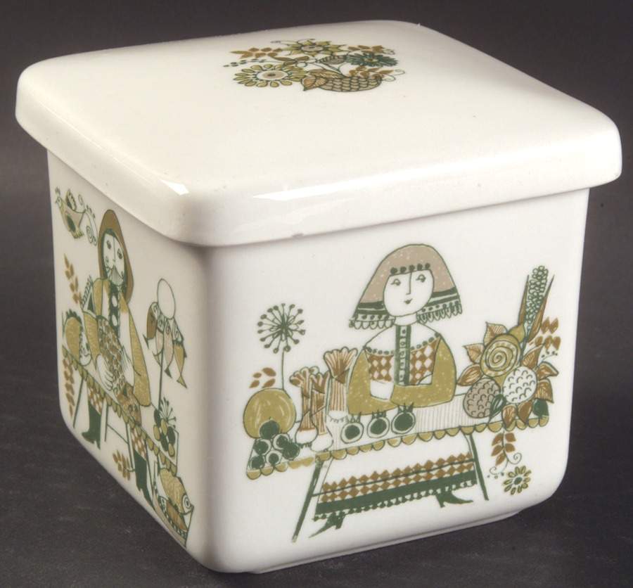 Market Square Box with Lid by Figgjo (Norway)-1