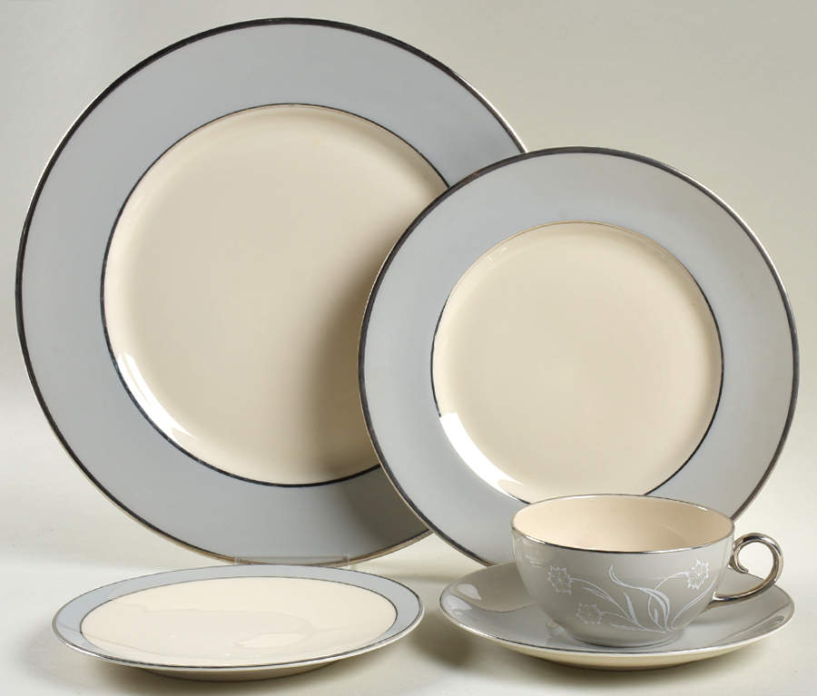 Brookmere 5 Piece Place Setting by Flintridge-1