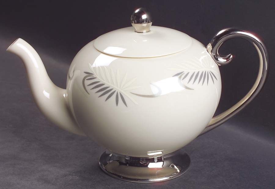 Continental White (Rim) Teapot & Lid by Flintridge-1