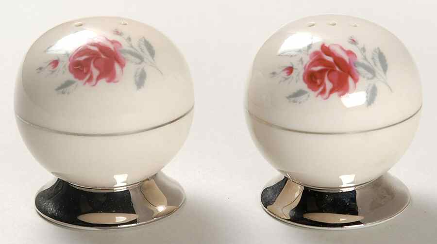 Delrose (Rim) Salt & Pepper Set by Flintridge-1