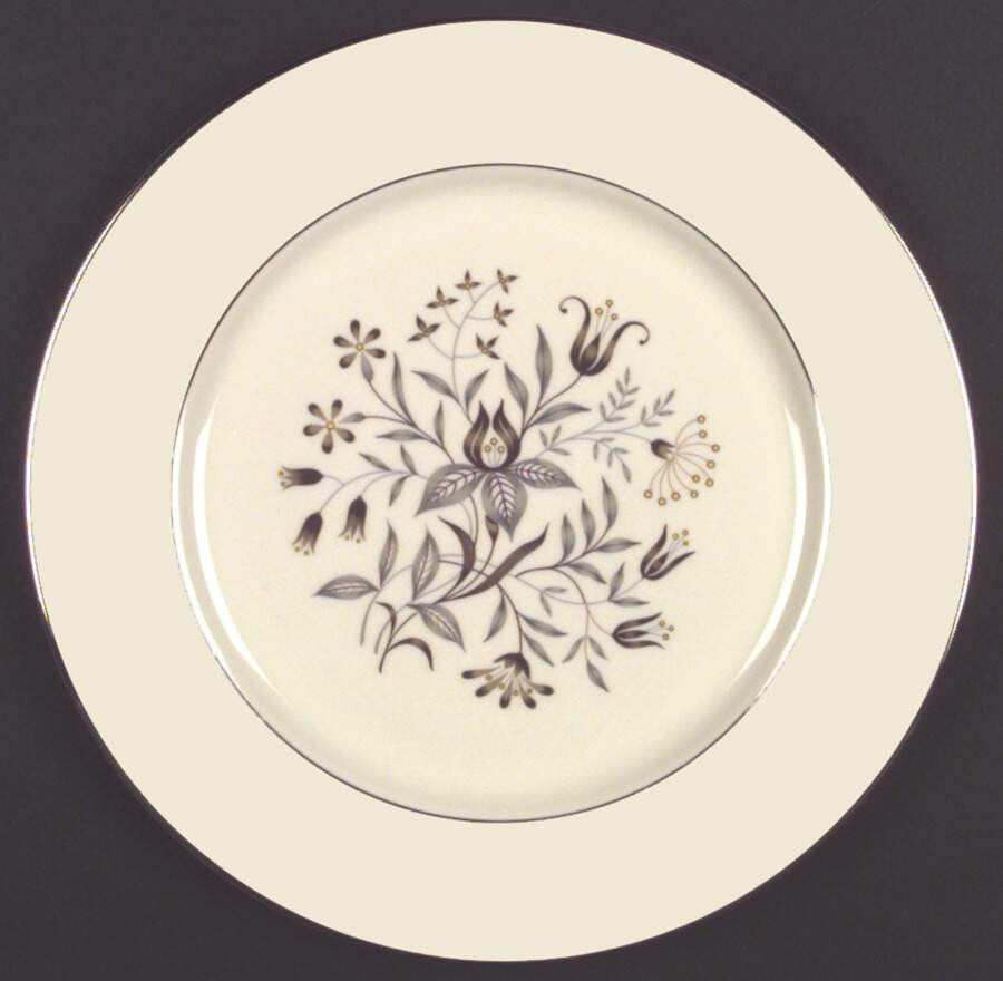 Woodsong No Color Band (Coupe) Dinner Plate by Flintridge-1