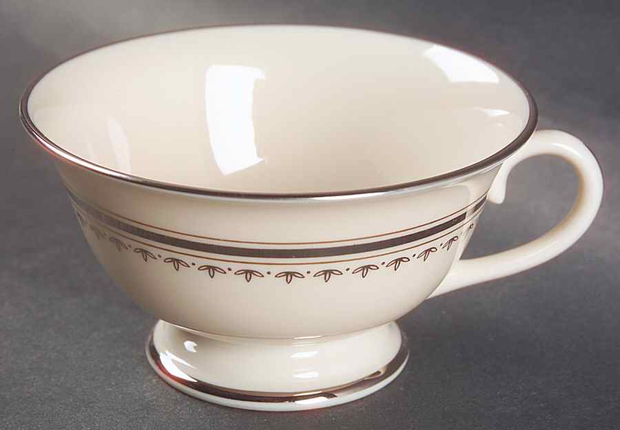 Arabesque Footed Cup by Franciscan-1