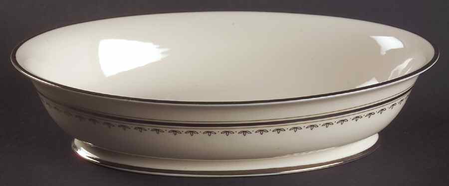 Arabesque 9" Oval Vegetable Bowl by Franciscan-1