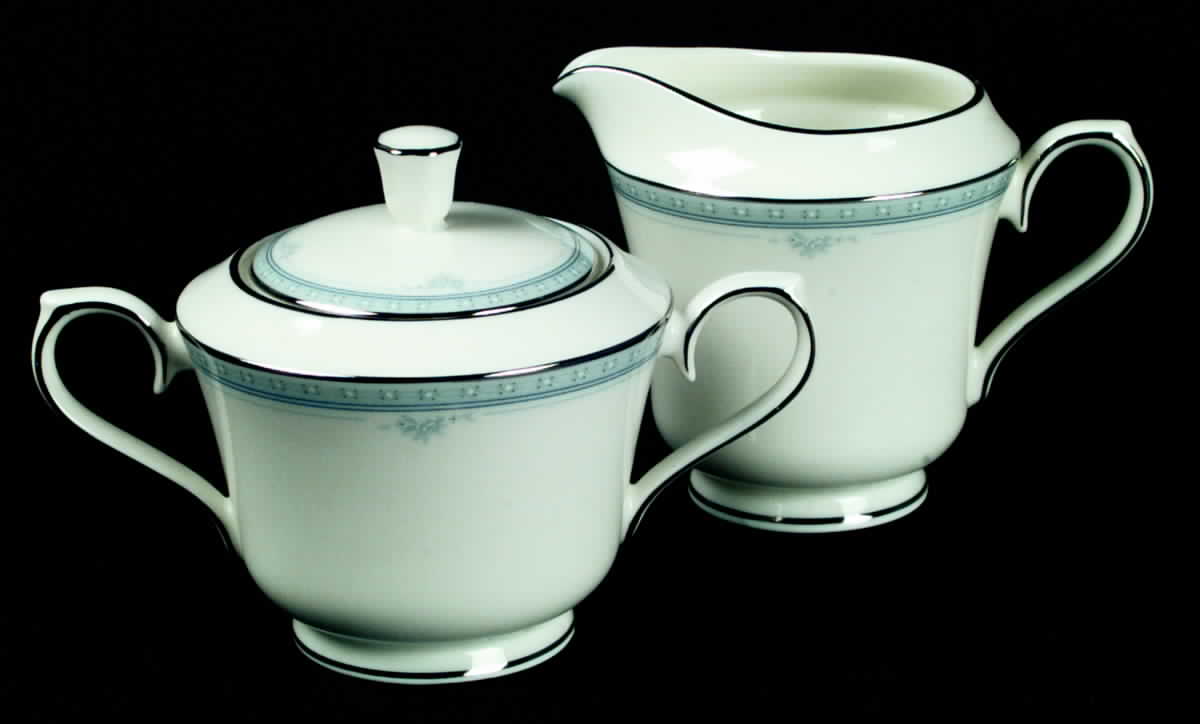 Bridgeton Sugar Bowl & Lid by Franciscan-1