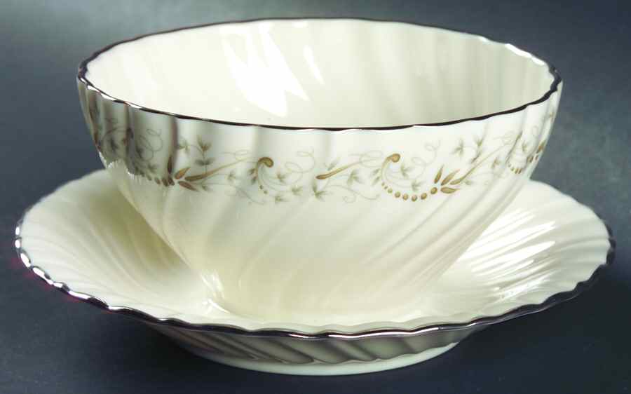 Corinthian Gravy Boat with Attached Underplate by Franciscan-1