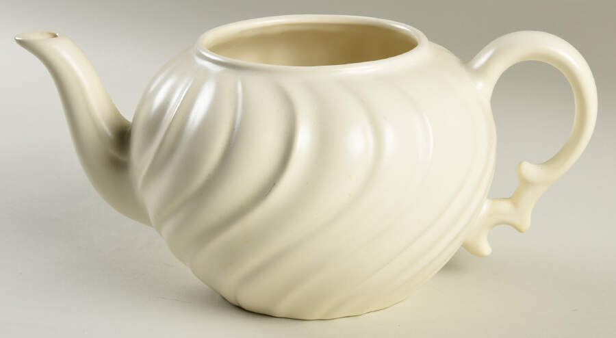 Coronado Off White (Glossy) Teapot No Lid by Franciscan-1