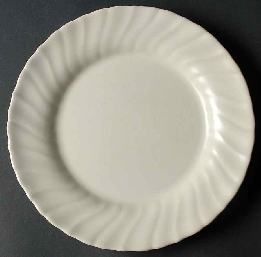 Coronado Off White (Glossy) Luncheon Plate by Franciscan-1