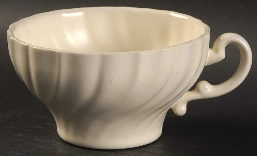 Coronado Off White (Glossy) Flat Cup by Franciscan-1