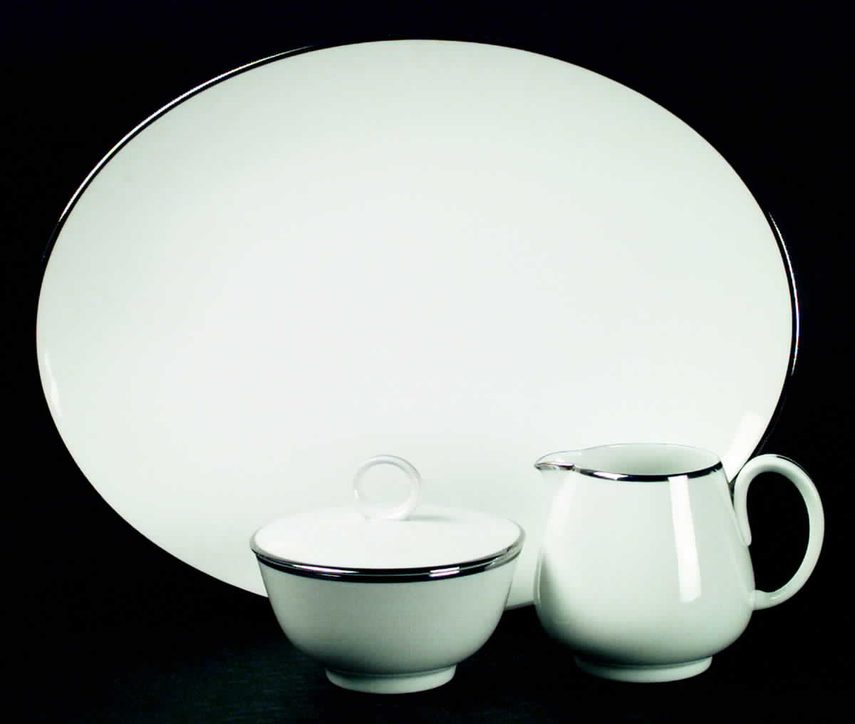 Cortina 12" Oval Serving Platter by Franciscan-1