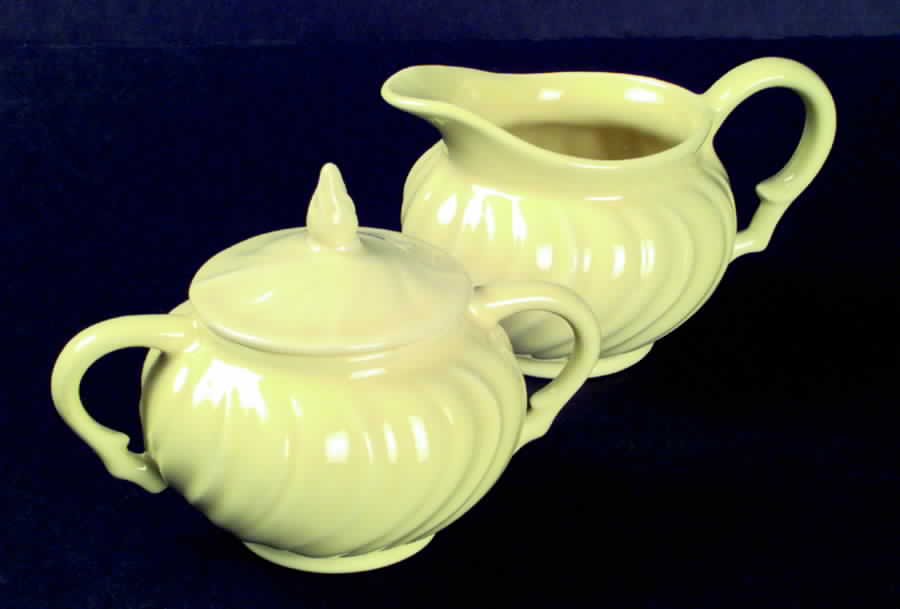 Coronado Yellow Glossy Sugar Bowl & Lid by Franciscan-1