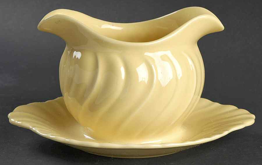 Coronado Yellow Glossy Gravy Boat with Attached Underplate by Franciscan-1