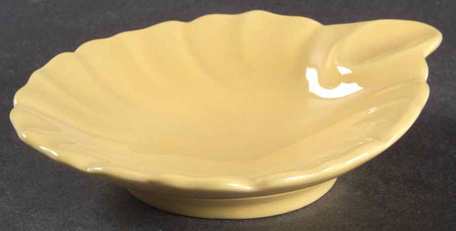 Coronado Yellow Glossy Small Ashtray by Franciscan-1