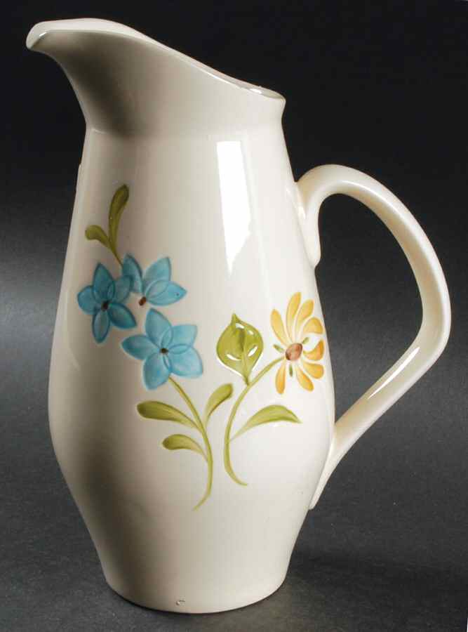Daisy 28 Oz Pitcher by Franciscan-1