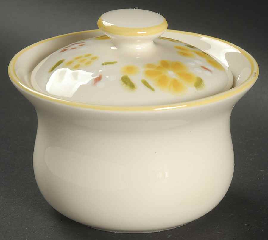 Daisy Wreath Sugar Bowl & Lid by Franciscan-1