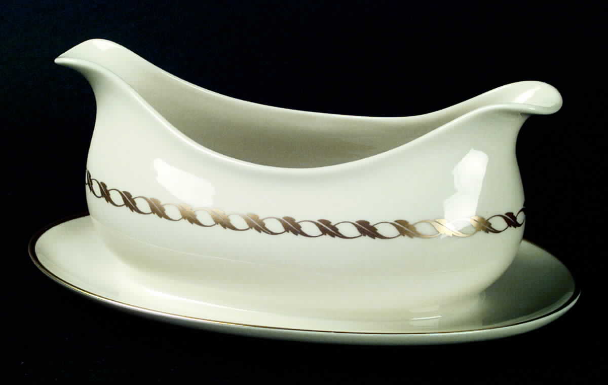 Del Monte Gravy Boat with Attached Underplate by Franciscan-1