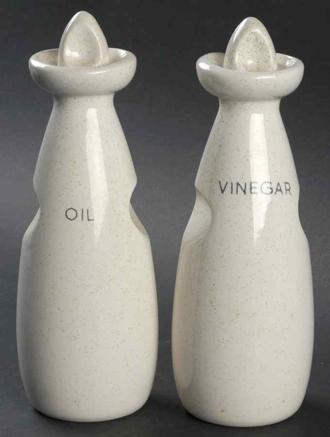 Duet Vinegar and Oil Set with Stoppers by Franciscan-1