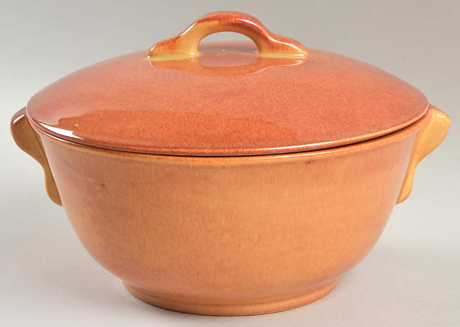 El Patio Golden Glow (Glossy) 1.5 Qt Round Covered Casserole by Franciscan-1