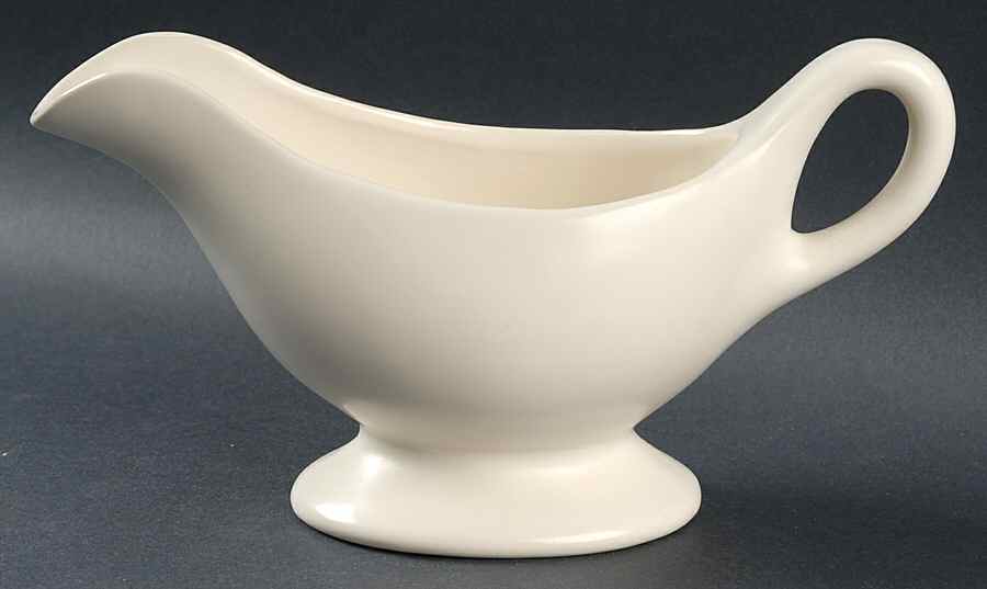 El Patio White (Matte) Gravy Boat by Franciscan-1