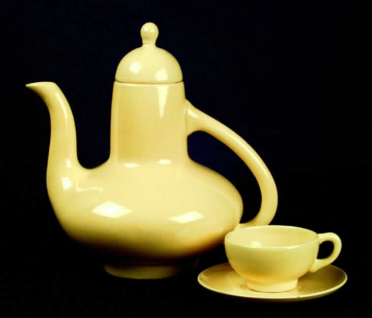 El Patio Bright Yellow (Glossy) Coffee Pot & Lid by Franciscan-1