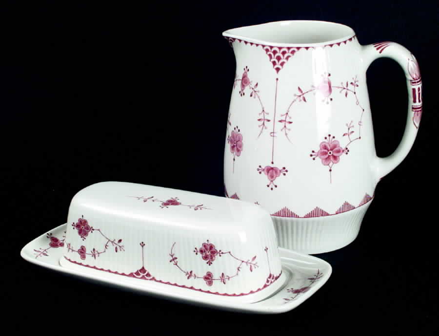 Erica Pink (White) 1/4 Lb Covered Butter by Franciscan-1