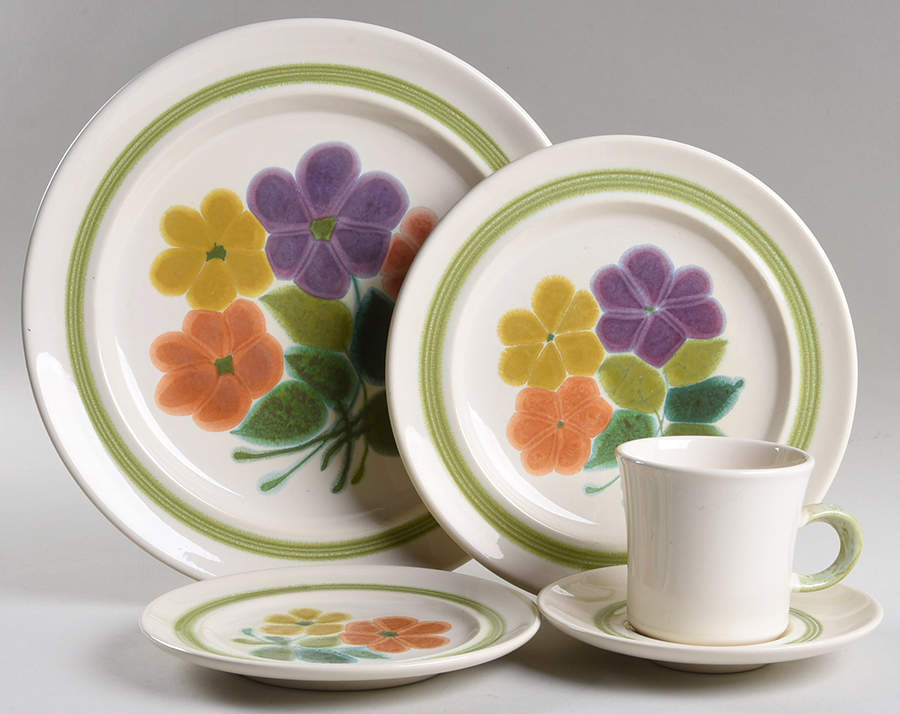 Floral (USA, Rim Shape) 5 Piece Place Setting by Franciscan-1