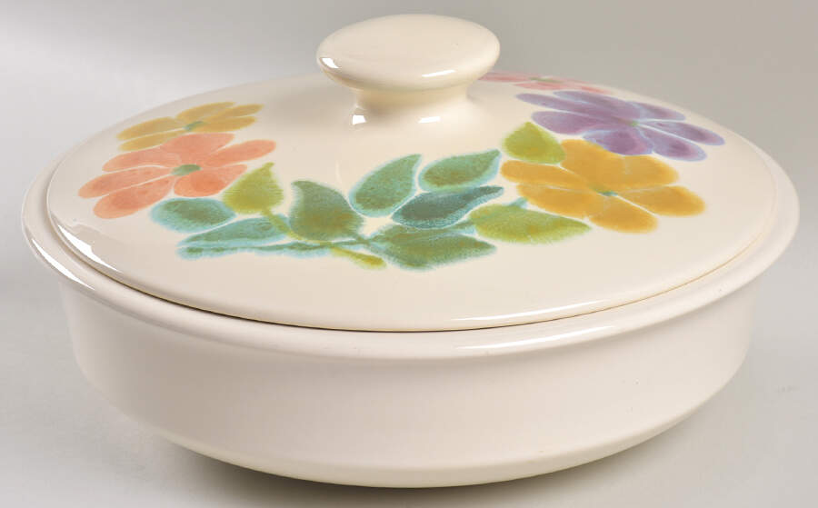 Floral (USA, Rim Shape) 3 Quart Round Covered Casserole by Franciscan-1