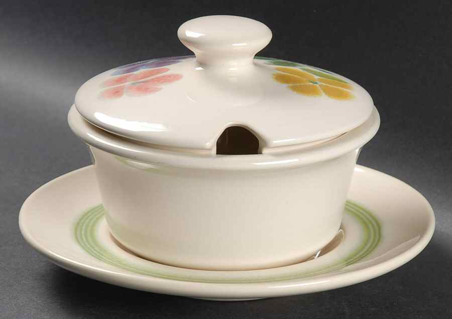 Floral (USA, Rim Shape) Round Gravy Boat & Lid with Underlate by Franciscan-1