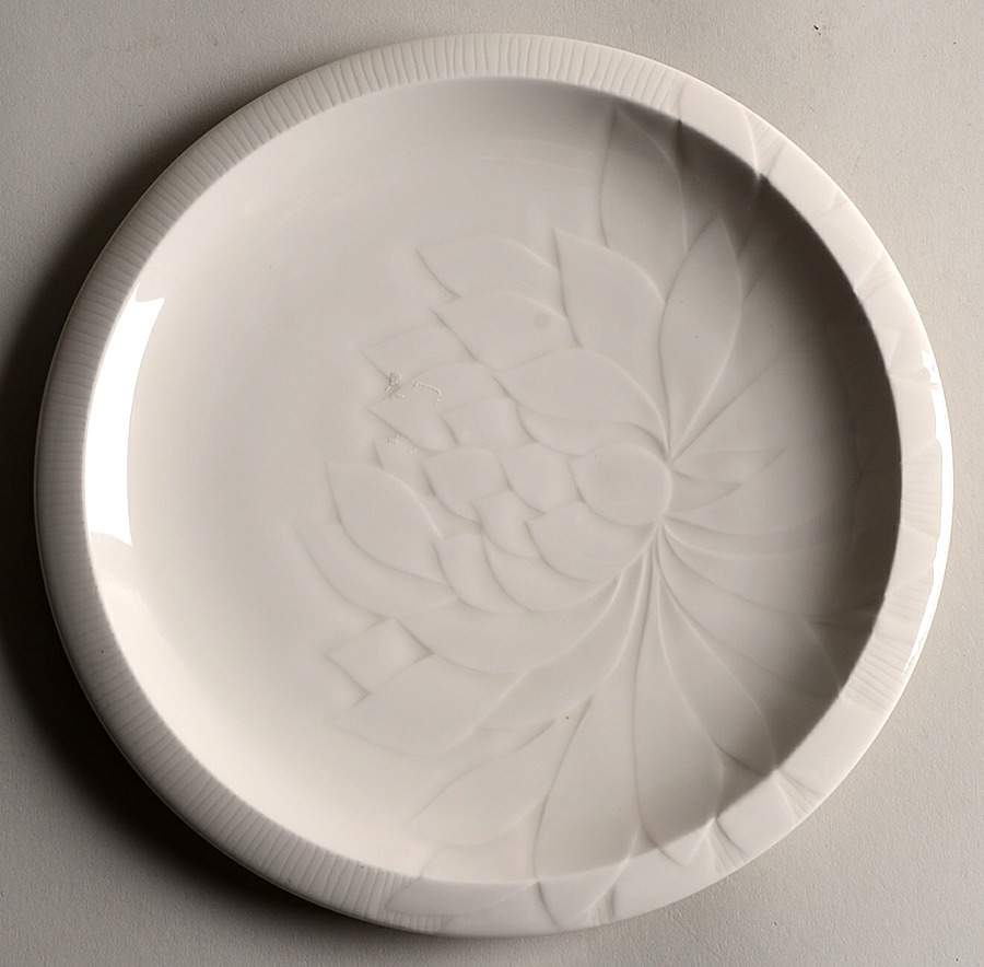 Floral Sculptures White Luncheon Plate by Franciscan-1