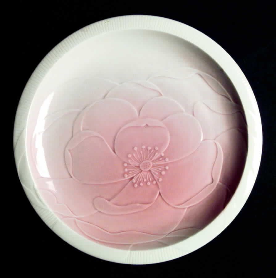 Floral Sculptures Pink Dinner Plate by Franciscan-1