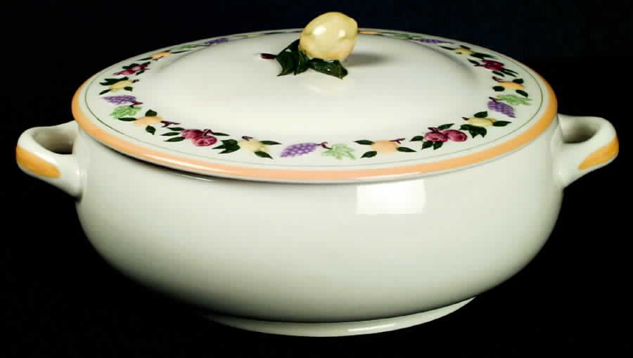 Fruit (Small Fruit) 1.5 Qt Round Covered Casserole by Franciscan-1