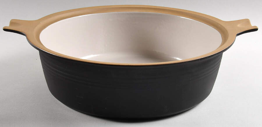 Gourmet 4 Quart Round Casserole No Lid by Franciscan-1