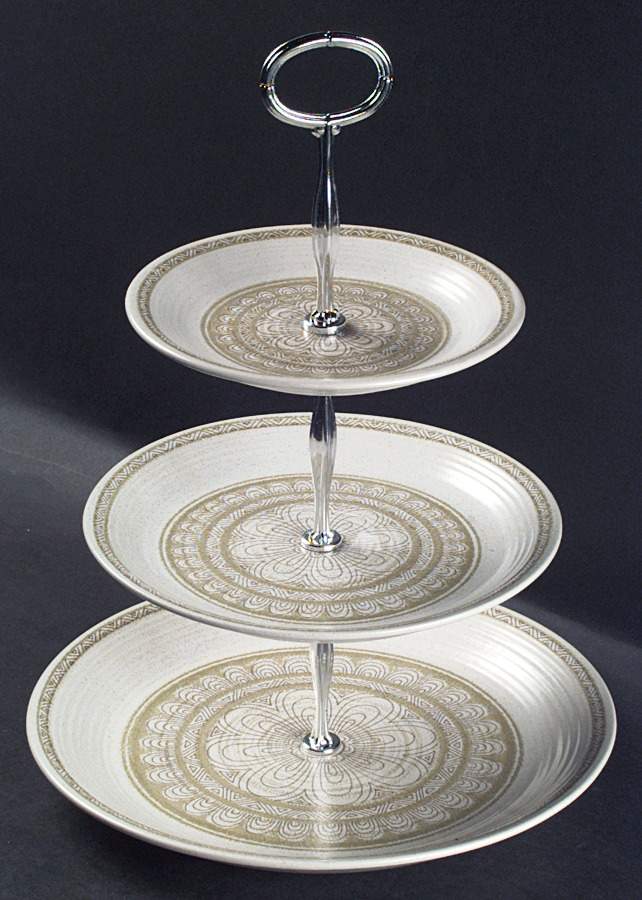 Hacienda Green 13 7/8"-14 1/4" 3-Tiered Serving Tray(DP,SP,BB) HC by Franciscan-1