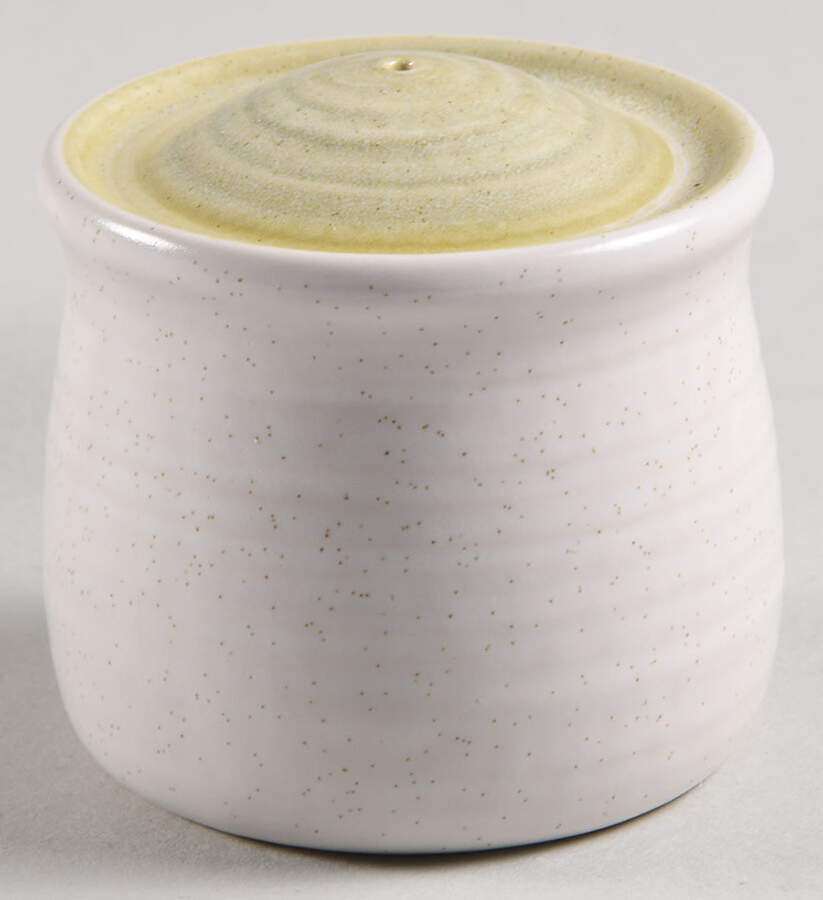 Hacienda Green Salt Shaker by Franciscan-1