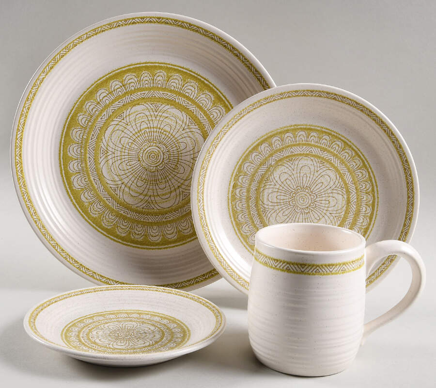 Hacienda Green 4 Piece Place Setting by Franciscan-1