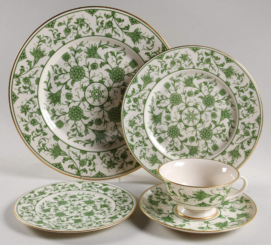 Lorraine Green 5 Piece Place Setting by Franciscan-1
