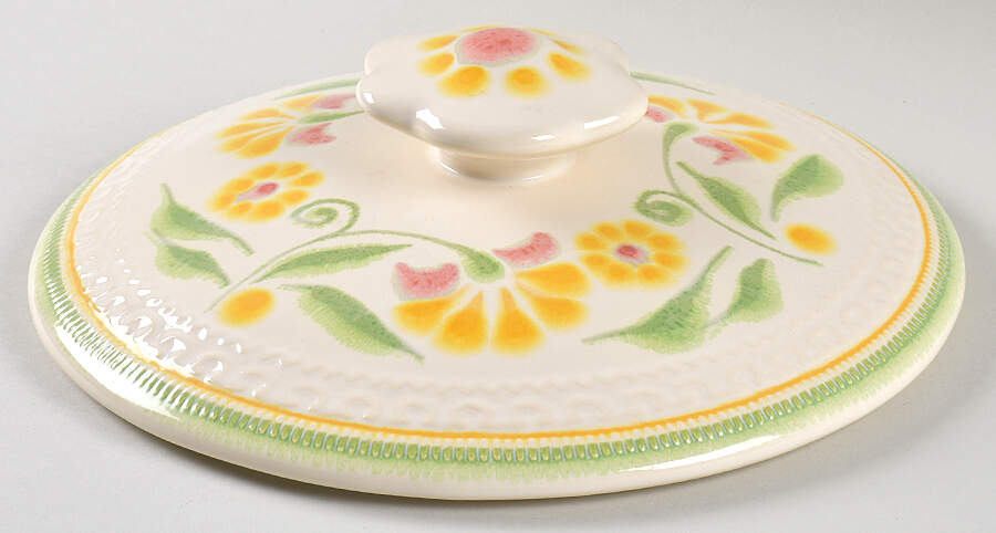 Maypole Lid for 2.5 Qt Round Casserole by Franciscan-1