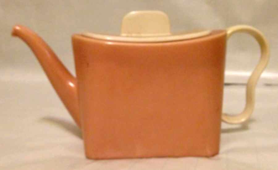 Metropolitan Coral Teapot & Lid by Franciscan-1