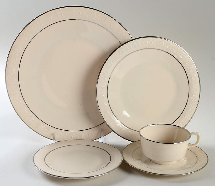 Moon Glow 40 Piece Estate Set by Franciscan-1