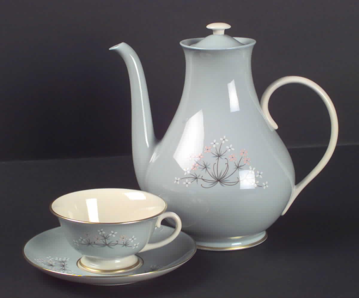 Montecito (Fine China) Coffee Pot & Lid by Franciscan-1