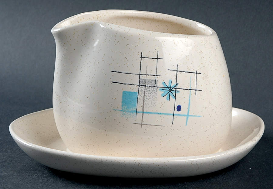Oasis Gravy Boat with Attached Underplate by Franciscan-1