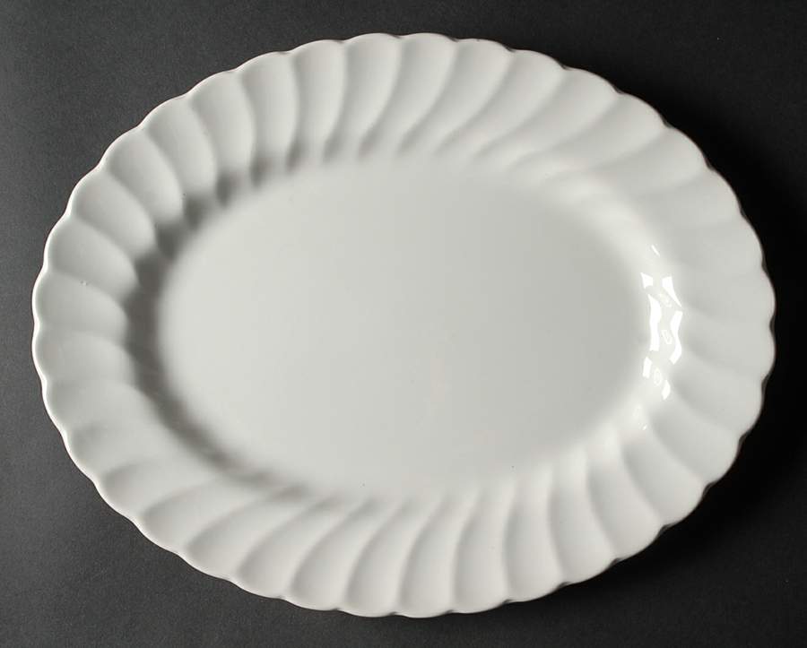Old Chelsea 12" Oval Serving Platter by Franciscan-1
